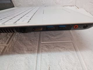 Portatil Sony SVF153A1YM  (1763)