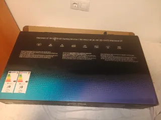 Monitor Alienware 27 pollici 4K QD-OLED nuovo