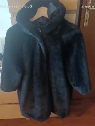 Pelliccia sintetica nera taglia unica