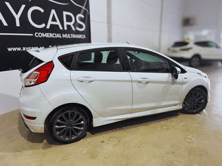 FORD FIESTA 1.5 TDCi ST-Line