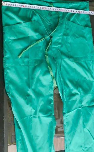 Pijama sanitario de dos piezas . Lote mas barato.