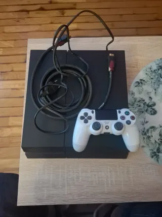 Play station 4+mando, lector de cd estropeado