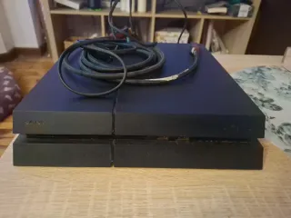 Play station 4+mando, lector de cd estropeado