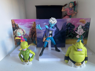 Colección de figuras de Dragon Ball.