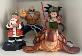 Colección de figuras de Dragon Ball.