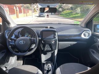 Toyota Aygo 70 1.0 X-Clusiv Style