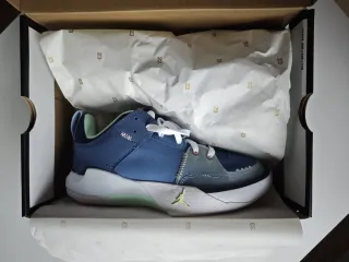 Jordan One Take 5 azul, talla 38. Sin estrenar