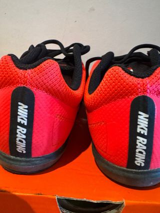 Zapatillas atletismo.