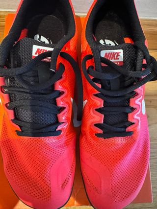 Zapatillas atletismo.