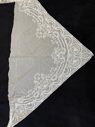 Manteleta y delantal para alicantina o fallera