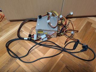 Fuente de Alimentación Intel FS550HM1-00 - 550W