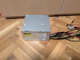 Fuente de Alimentación Intel FS550HM1-00 - 550W