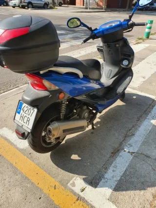 Keeway King Kong 125 2.5 2011 · Escape homologado