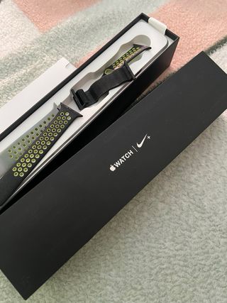 Apple watch series 2 edición Nike