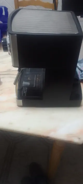 Cafetera cecotec ,en su envase origuinal 45 e