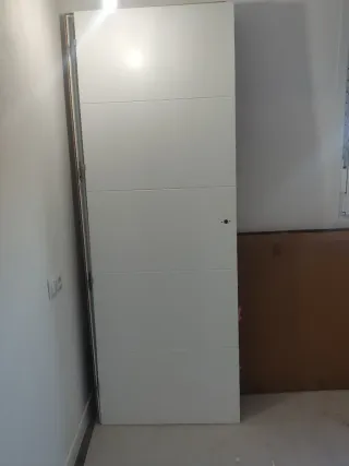 Puertas blancas modernas