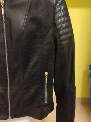 Giubbotto ragazza nero