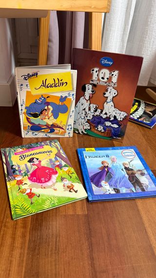 Varios cuentos Disney