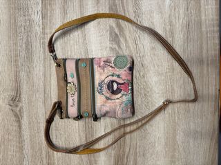 Bolso Anekke. Sin uso.