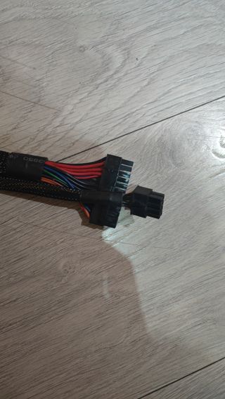 Fuente de alimentación Corsair HX750