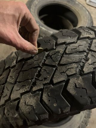 Pneumaticos Discover y At3 45/70R17