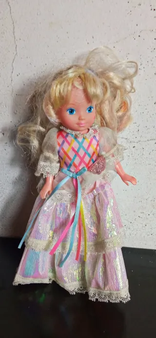 Lady lovely locks Pixietails Princess Mattel 1986