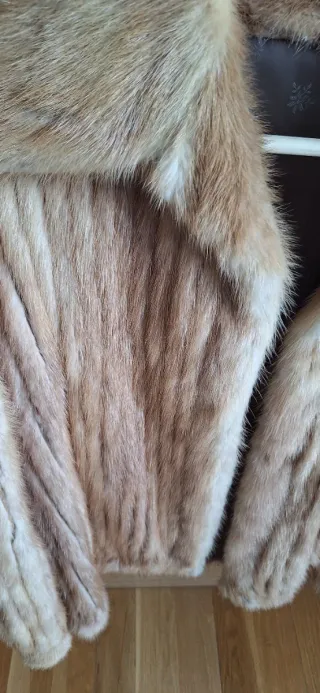 Chaquetón de piel auténtica