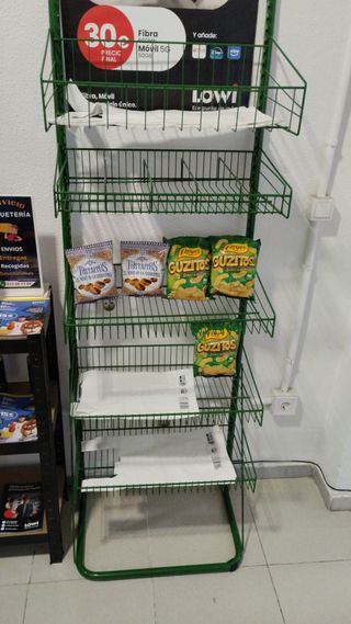 3 Expositores de papas y 1 de frutos secos, snack