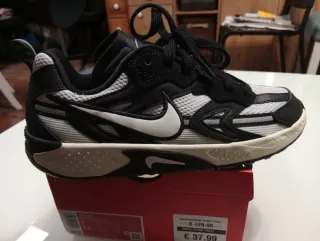 Zapatillas Nike Jam Black/White