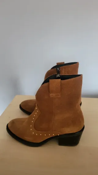 Botas 100% piel marrones sin estrenar