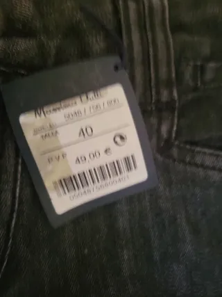 Pantalon Vaquero mujer.  Massimo Dutti