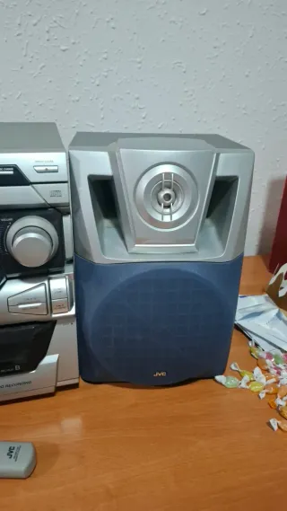 Equipo de música JVC vintage 3 CD + doble cassette