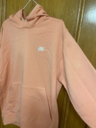 Sudadera color salmón de nike, talla S