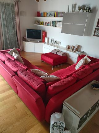 Divano 3x3 rosso ottime condizioni