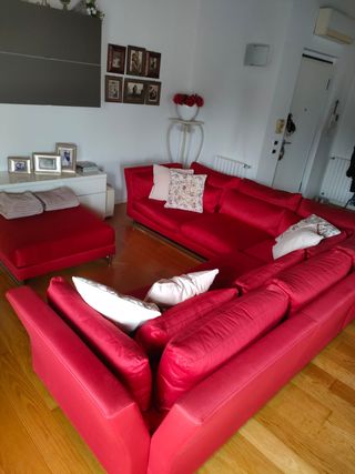 Divano 3x3 rosso ottime condizioni