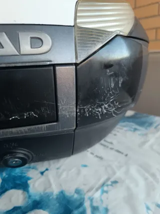 Baúl Shad SH48 + Respaldo + Parrilla SHAD