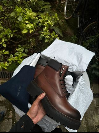 Boots Prada
