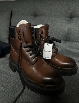 Boots Prada
