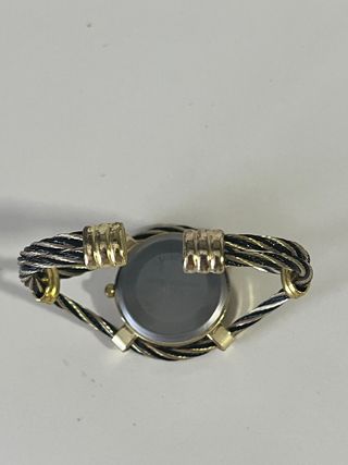 Reloj pulsera tipo brazalete para señora