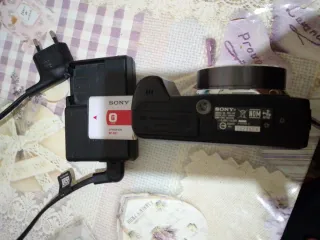 Cámara Sony Cyber-shot 8.1 MP para piezas