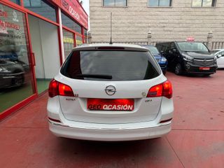 Opel Astra 2015