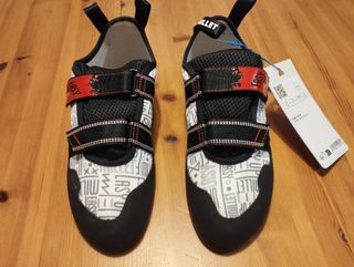 Pies de gatos Millet Easy Up nuevos