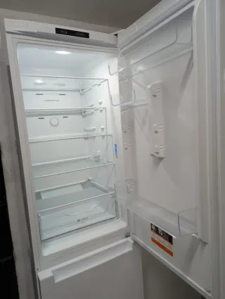 NEVERA INDESIT COLOR BLANCO