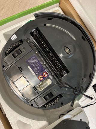 Robot Aspirador Cleanplus CP01 - seminuevo