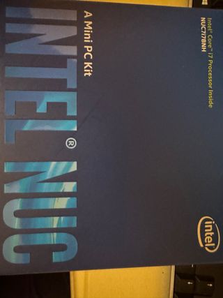 Intel NUC7i7BNH SSD 500GB RAM 16GB WINDOWS 10 PRO