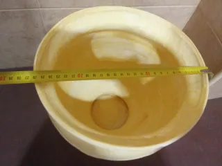 Masetero redondo de terracota