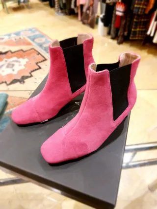 Botines rosas Escada