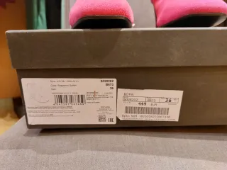 Botines rosas Escada