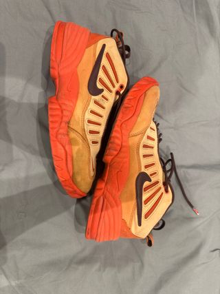 Nike ambush naranjas