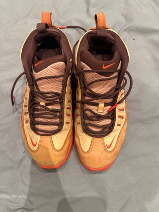 Nike ambush naranjas